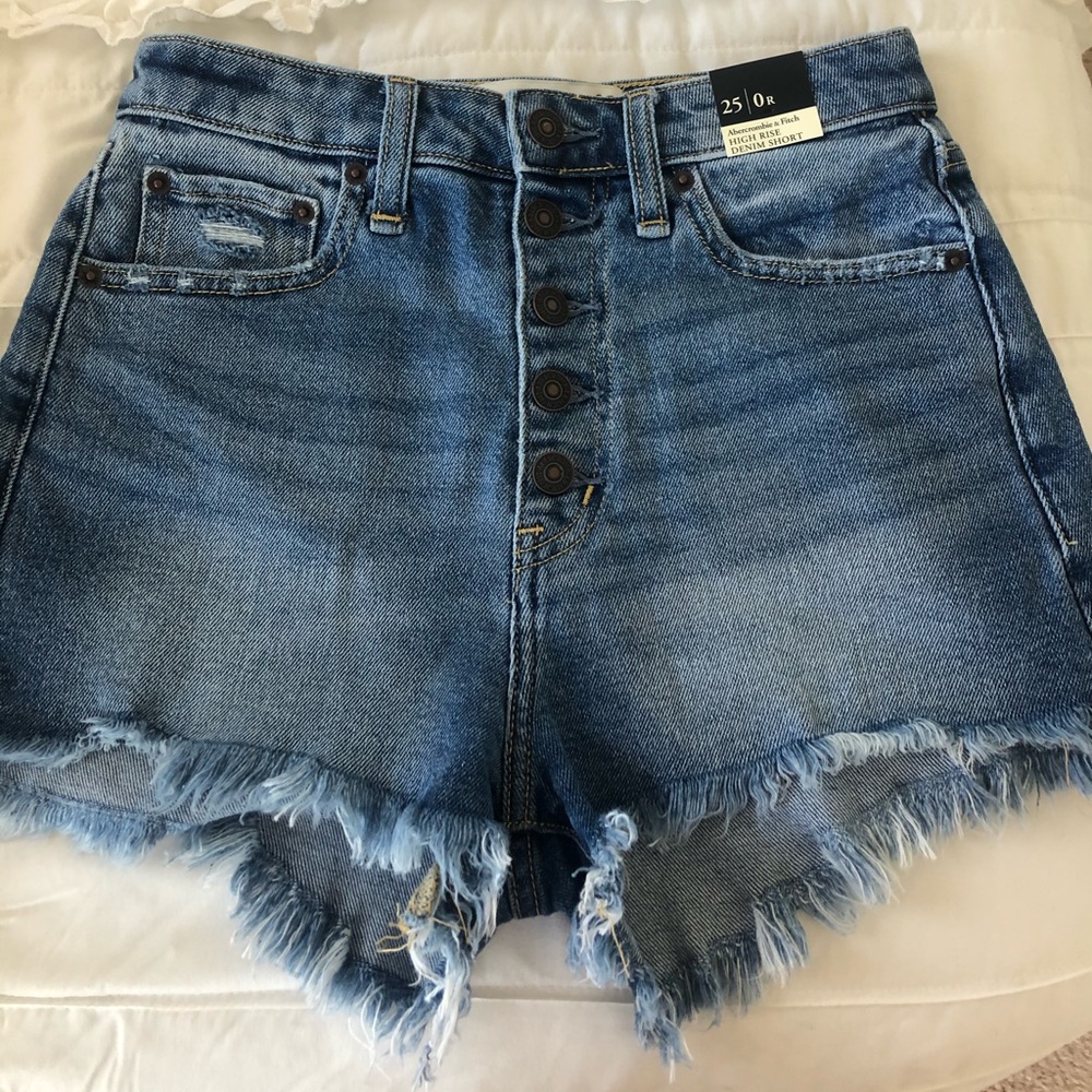 NWT Abercrombie & Fitch High Rise Short